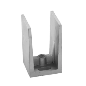 Hliníková konzola pro montáž sloupu 80×80×3 mm Hliníková konzola pro montáž sloupu 80×80×3 mm